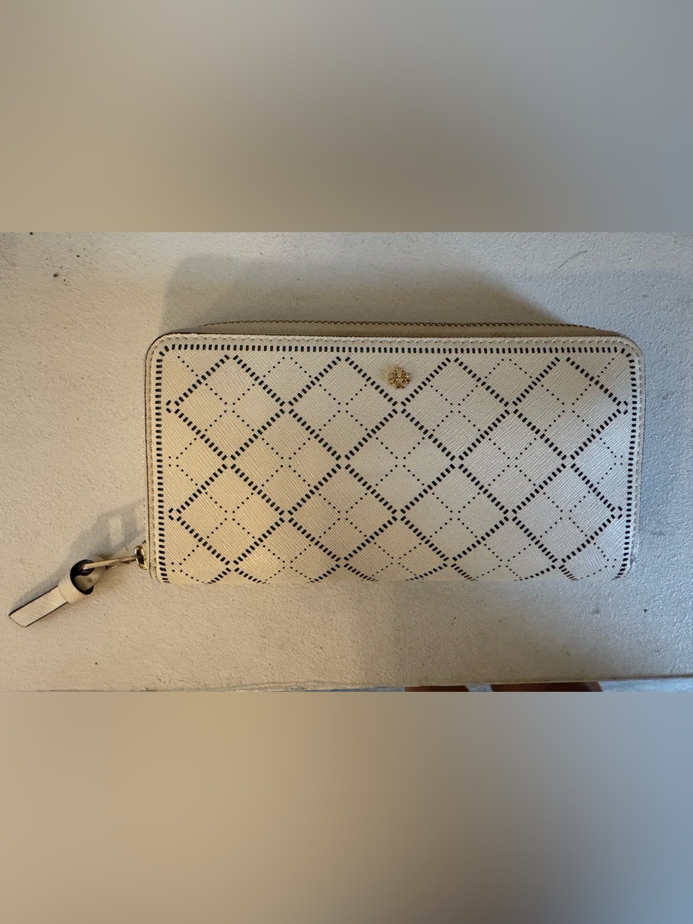 Tory Burch Perforated Zip Wallet